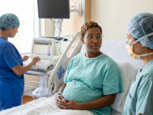 Risks monitoring and alternatives to epidural