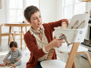 How to choose high chair baby